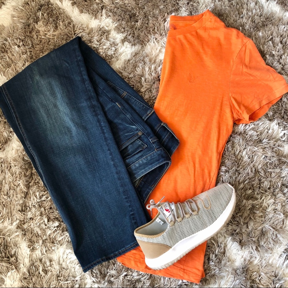 American Eagle Orange Tee